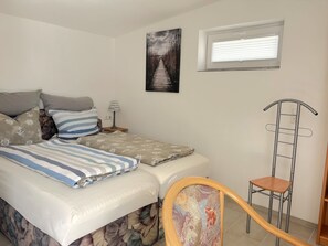 Schlafbereich mit Doppelbett
