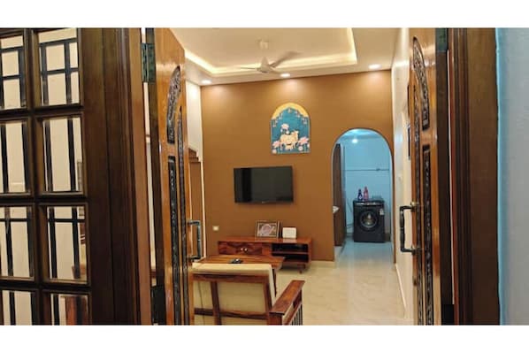 Tastefully renovated, newly furnished beautiful home