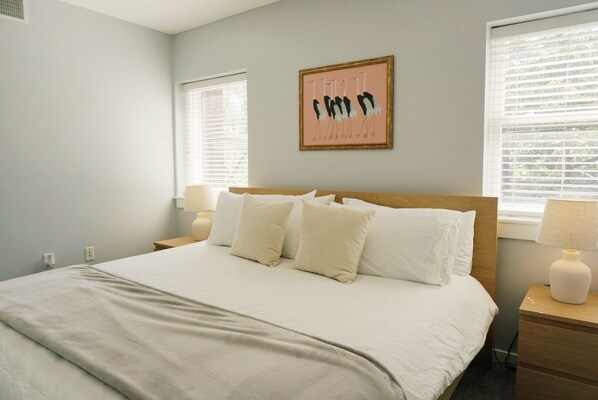 Welcome to our charming 1 bdrm located in the heart of Salt Lake