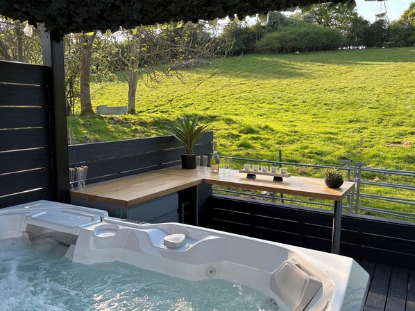 Bain à remous extérieur