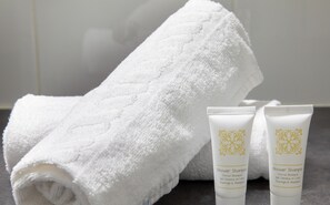 Bathroom amenities