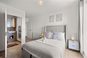 Lasgidi - Two Bed (3)