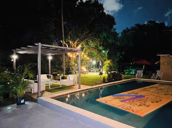 Pool
