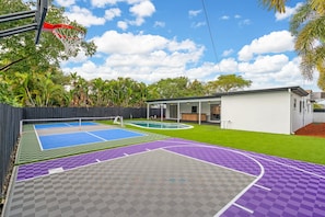 Sportplatz