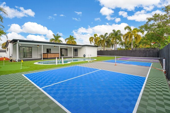 Sportplatz