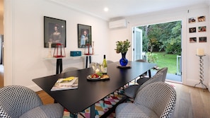 Glenbrae | Dining | Air conditioning | Highchair | Screened porch