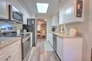 Prepare your favorite meals int he full kitchen
