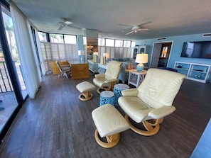 Lounge Area