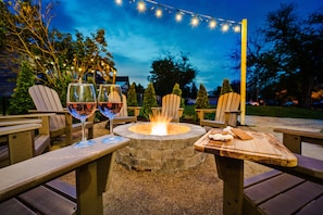 Enjoy s'mores and wine with the family!