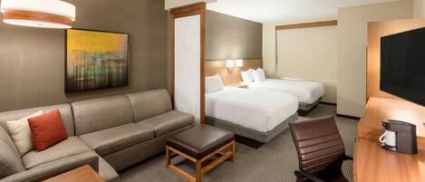 Unit with 2 Queen beds