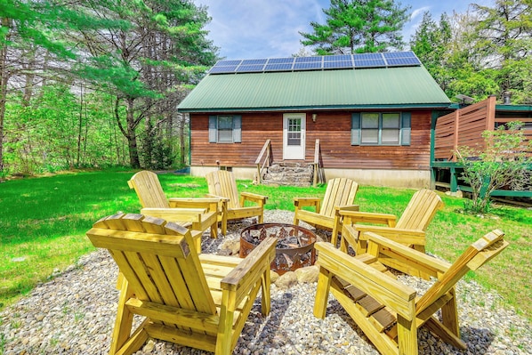 Warrensburg Vacation Rental | 2BR | 1BA | 1,383 Sq Ft | Steps to Enter