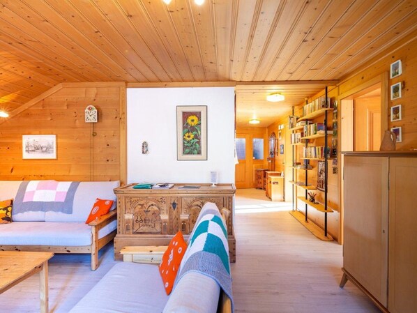 Holz, Decke, Interior Design, Möbel, Zimmer, Zuhause, Hartholz, Holzbeize, Wohnzimmer, Blockhaus