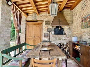 Outdoor dining