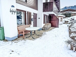 Neige, Maison, Domicile, L'Hiver, Gelé, Chalet, Pente, Balcon, Village De Montagne
