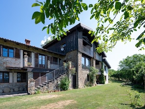 Mur, BĂątiment, FenĂȘtre, Maison, Domicile, Façade, Arbuste, Chalet, Zone RĂ©sidentielle