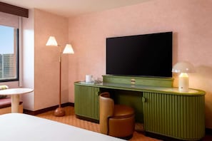 King Room with Capitol Building View