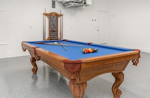 Spielezimmer