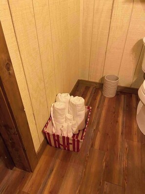Bathroom (1)