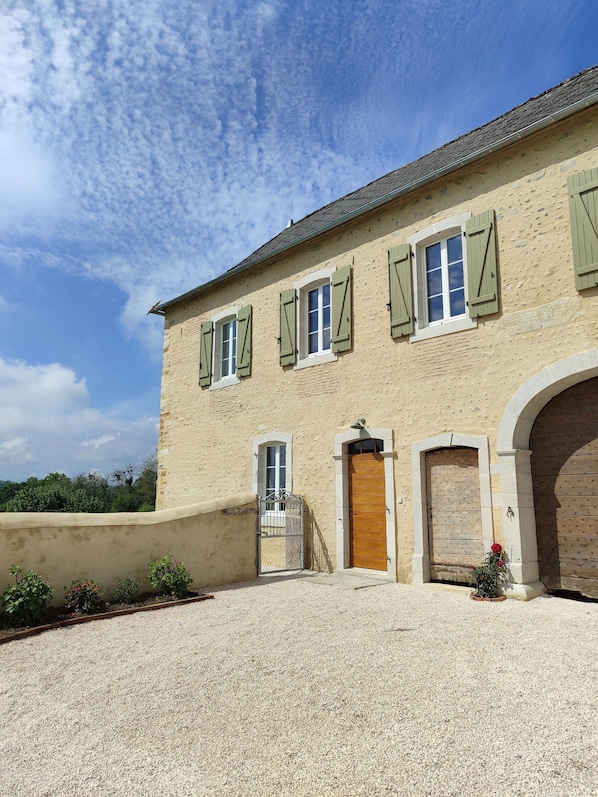Exterior