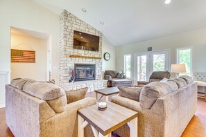 Living Room | Main Level | Gas Fireplace | Smart TV