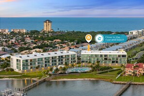 Prime location between the river and ocean