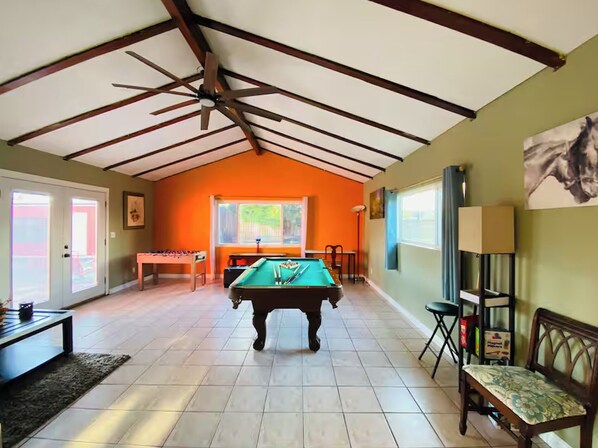Spielezimmer