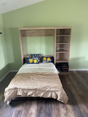 Full size Murphy bed