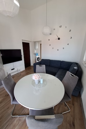 Living room 1