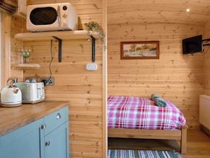Open plan living space | Ewe Lodge - Shamrock Shepherds Huts, Kirby Misperton