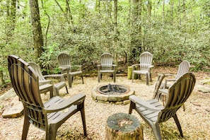 Private Backyard Area | 2-Story Cabin | Fire Pit w/ Seating