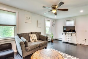 Living Room | 1st Floor | Smart TV | Window A/C & Heating Units | Free WiFi