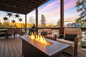 Fire pit.