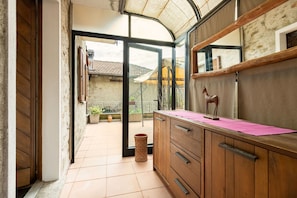 Balcony / Terrace / Patio