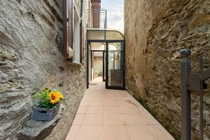 Building Exterior, Main Entrance