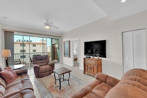 Comfy Living Room Captains Bay South 502