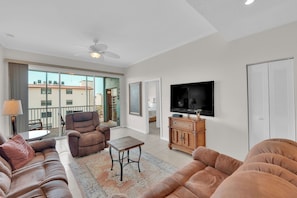 Comfy Living Room Captains Bay South 502