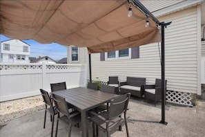 outdoor patio furniture