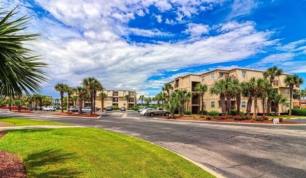 Inlet Pointe 35