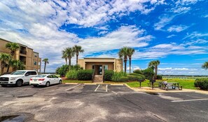 Inlet Pointe 35