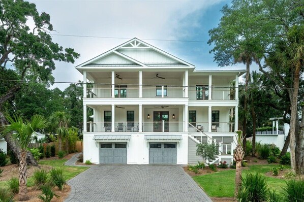 28 22nd Ave; Isle of Palms (1)