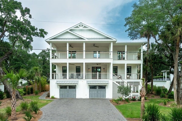 28 22nd Ave; Isle of Palms (1)