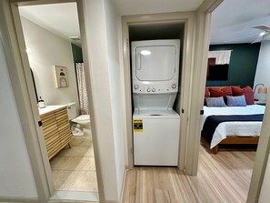 Fullsize Laundry In unit!