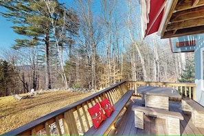 other side view of deck