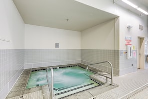 Aspen Village Community Amenities | Indoor Spa | Indoor Pool