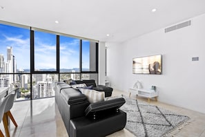 Spacious and cozy living area for the guests to relax