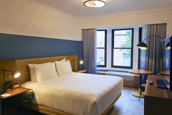 Unit with one Queen bed