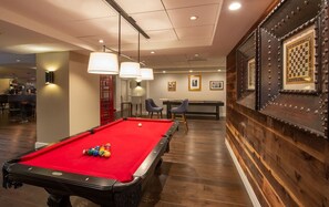 Spielezimmer