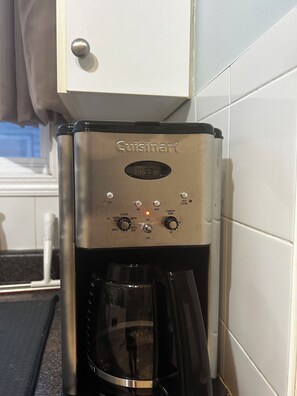 Kaffee und/oder Kaffeemaschine
