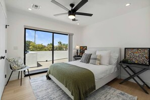 Second Bedroom with a Queen Size bed