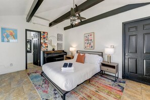 Guest House Queen Bed, piano, smart television, attached bathroom